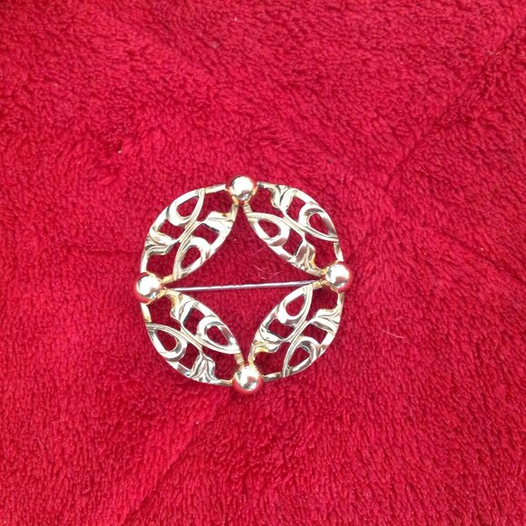 Vintage Vermeil Symmetalic Brooch/Pin; 1/20 14K Gold + Sterling - Picture 1 of 4